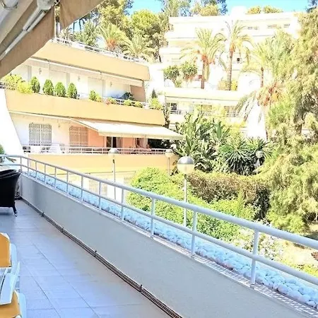 Palmeras Golf Apartman *